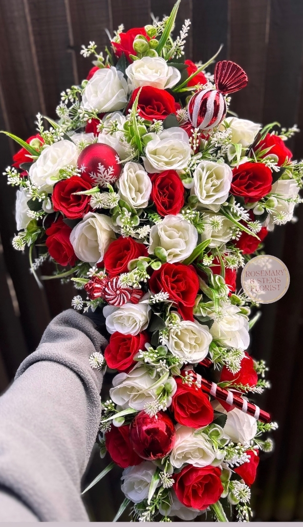 Rose Christmas cross