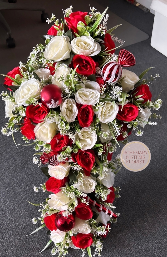 Rose Christmas cross